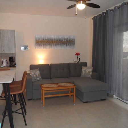 Family And Friends Flat Close To The Sea, Free Internet Ajia Napa Zewnętrze zdjęcie